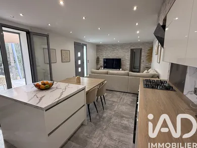 Apartment in La Valette-du-Var (83160)