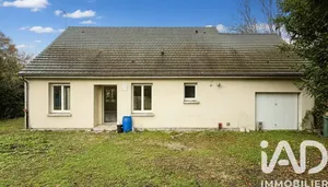 House at Pont-Sainte-Marie (10150)