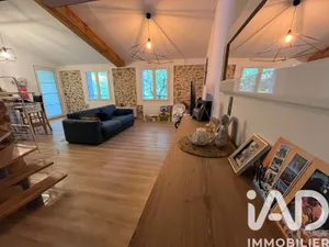 Maison de village à Signes (83870)