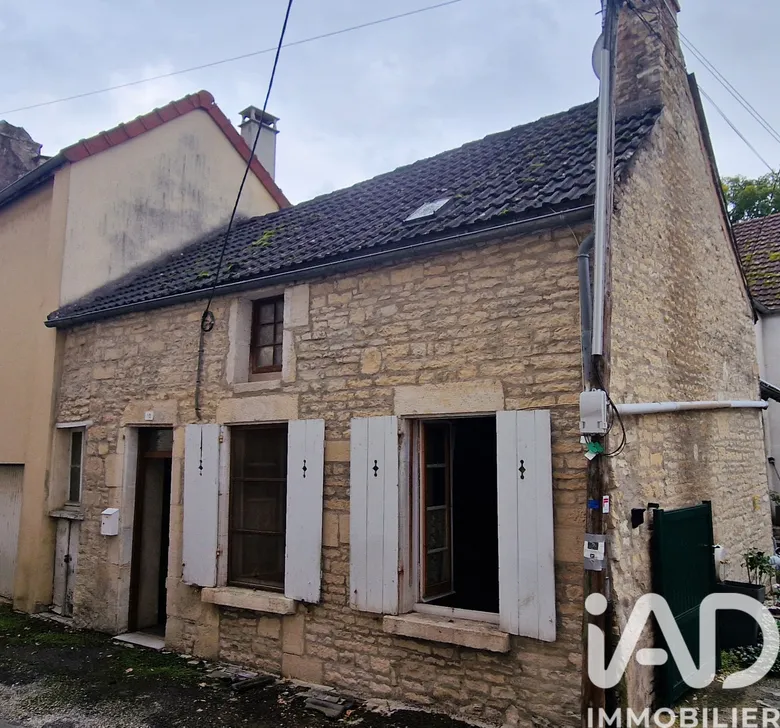 Maison 3 pièces 58 m² · à Ancy-le-Franc · 57,5 m² · 29 000 €