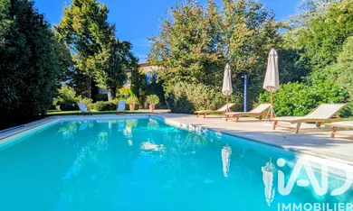 Domain in Sauzet (26740)