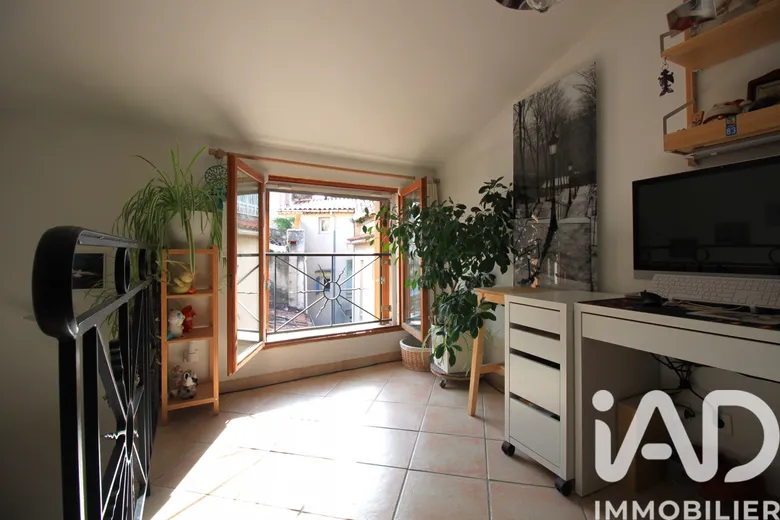 Maison 3 pièces 77 m² · à Auriol · 77 m² · 200 000 €