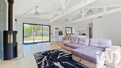 House in Yvrac (33370)