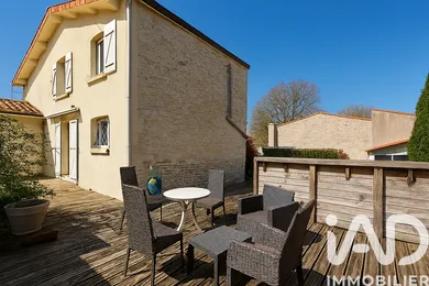 Maison à Charmé (16140)