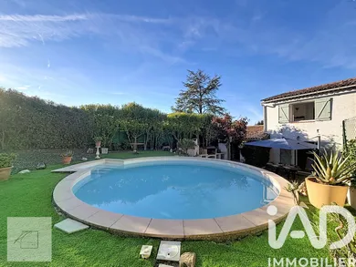 Maison à Saint-Paul-en-Forêt (83440)