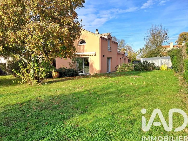 Maison 4 pièces 128 m² · à Divatte-sur-Loire · 128 m² · 394 000 €