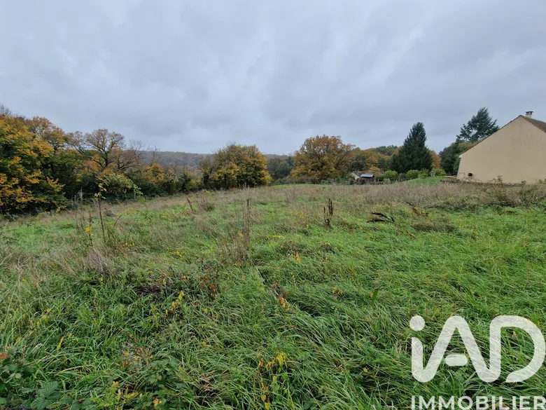 Terrain à Rogny-les-Sept-Écluses (89220) · 34 000 €