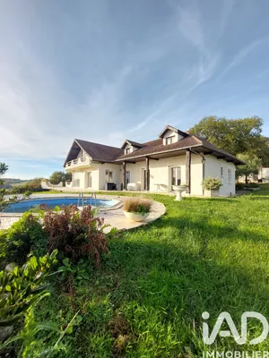 House at Jacque (65350)