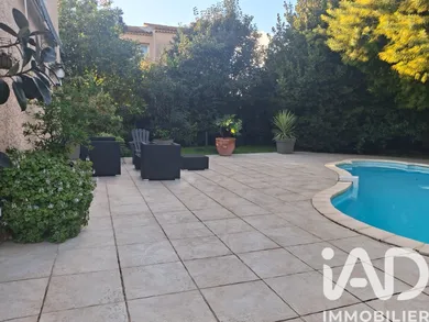 Maison à Sanary-sur-Mer (83110)