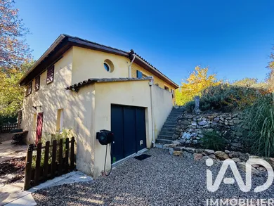 Maison à Besse-sur-Issole (83890)