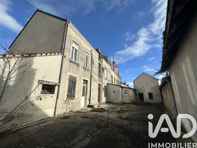 Immeuble à Vierzon (18100)