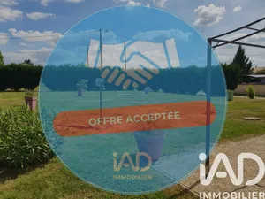 Pavillon à Saint-Adjutory (16310)