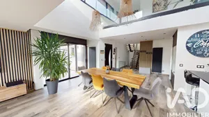 Maison d'architecte à Limoges-Fourches (77550)