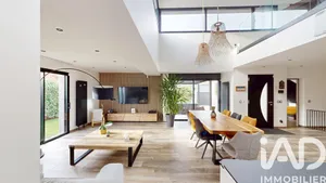 Maison d'architecte à Limoges-Fourches (77550)