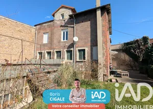 Building at Firminy (42700)