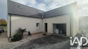 Pavillon à Courchamps (49260)