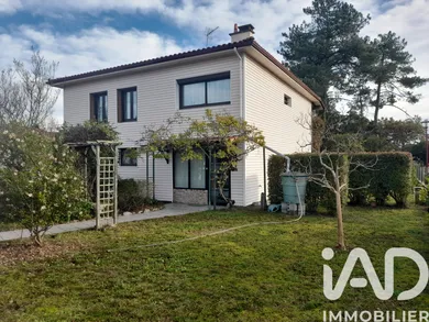 House at Parentis-en-Born (40160)