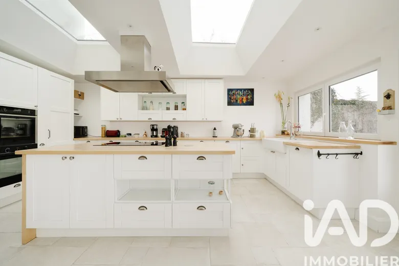 Maison 8 pièces 253 m² · à Villers-lès-Nancy · 253 m² · 475 000 €