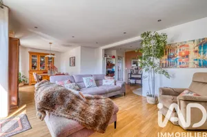 Pavillon à Livry-Gargan (93190)