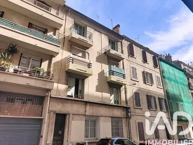 Appartement à Toulon (83000)