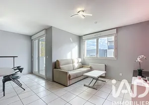 Apartment in Vénissieux (69200)