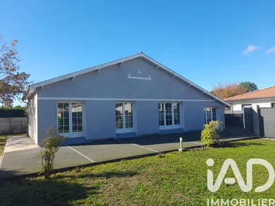 House at Biscarrosse (40600)