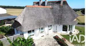 Architectural house at Breteuil (60120)