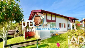 Traditional house at Saint-Pée-sur-Nivelle (64310)