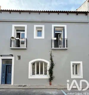 Maison de village à Mèze (34140)