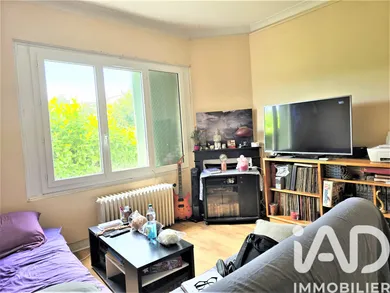 Townhouse in Bergerac (24100)
