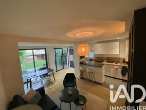 Appartement à Bordeaux (33800)