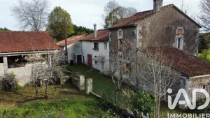 Maison à Feuillade (16380)