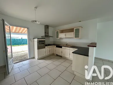 House in Brain-sur-Allonnes (49650)