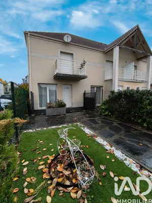 Apartment at Montereau-Fault-Yonne (77130)