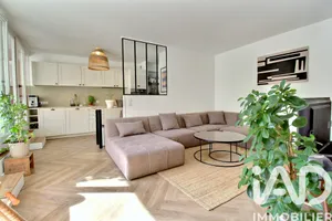 Apartment at Aix-en-Provence (13100)