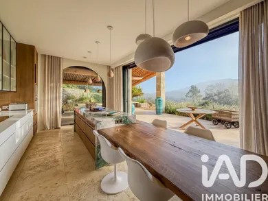 Traditional house in La Môle (83310)