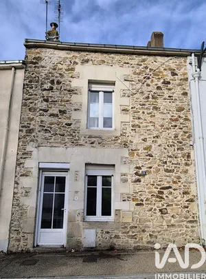 Maison de ville à Saint-Étienne-de-Montluc (44360)