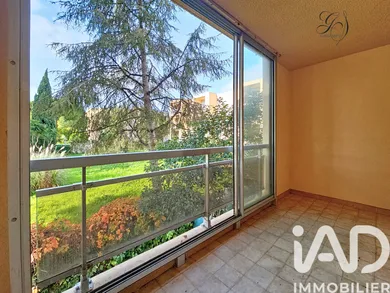 Appartement à TOULON (83200)