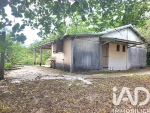 House at PORT LOUIS (97117)