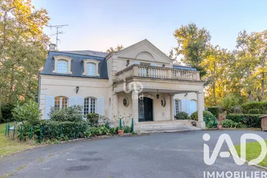 Maison d'architecte à Lamorlaye (60260)