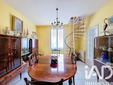 Townhouse at Nantes (44300)