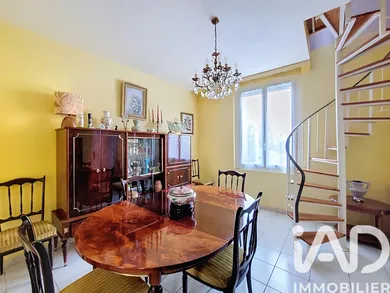 Townhouse in Nantes (44300)