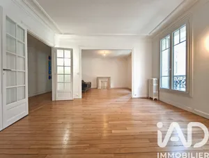 Apartment at Reims (51100)