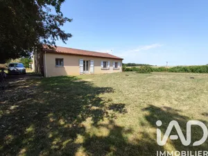 Pavillon à Chives (17510)