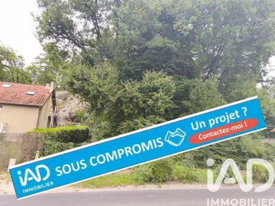 Terrain à bâtir à Buthiers (77760)