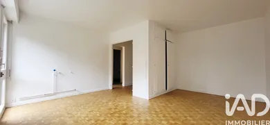 Apartment in Montmorency (95160)