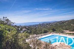 Apartment at Roquebrune-sur-Argens (83380)