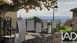 Townhouse at Hyères (83400)