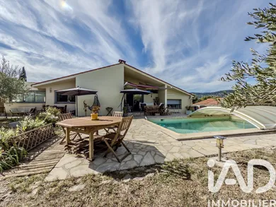 Architectural house in Peymeinade (06530)