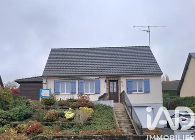 Pavillon à Balan (08200)